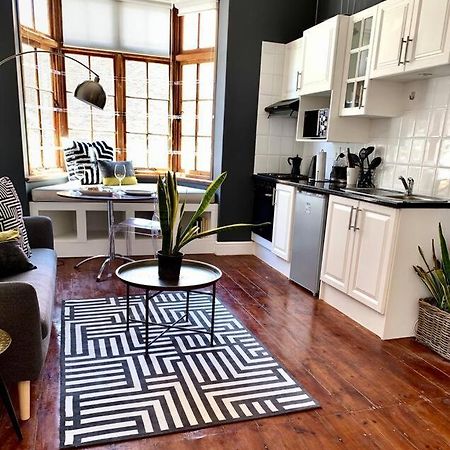 1-Bedroom Sea Point Gem - Perfect Location! Fokváros Kültér fotó