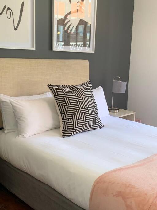 1-Bedroom Sea Point Gem - Perfect Location! Fokváros Kültér fotó